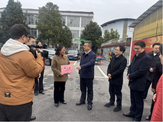 ������ů �����߻��� �������쵼�߷�ο�������е�ܰ���з�������